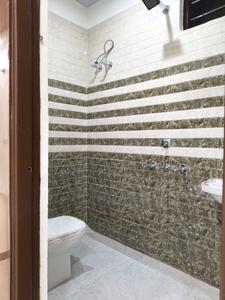 Common Bathroom Image of 1200 Sq.ft 3 BHK Apartment / Flat for sale in Govindpuram Ghaziabad for Rs. 4465111