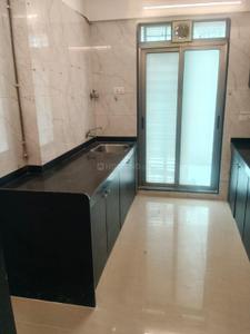 Kitchen Image of 900 Sq.ft 2 BHK Apartment / Flat for rent in Khar West Mumbai for Rs. 130000
