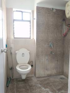 Common Bathroom Image of 930 Sq.ft 2 BHK Apartment / Flat for rent in Primarc Southwinds, Rajpur Kolkata for Rs. 17000