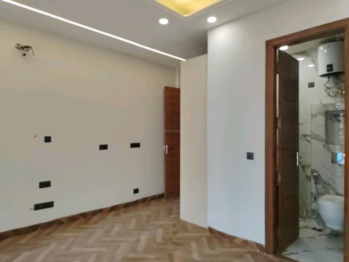 Ireo Skyon Main Image 1