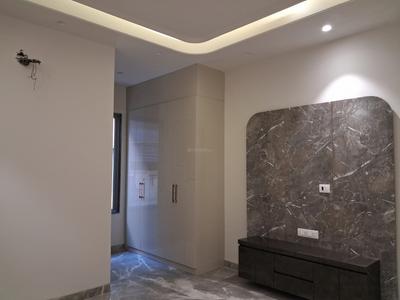Bedroom Image of 1800 Sq.ft 3 BHK Builder Floor for sale in Paschim Vihar New Delhi for Rs. 35000000