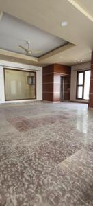 Image of 6000 Sq.ft 7 BHK Independent House for rent in Sector 52, Noida for Rs. 250000