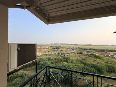 Balcony Image of 2050 Sq.ft 4 BHK Apartment / Flat for rent in Casagrand Castle, Kolapakkam Chennai for Rs. 55000