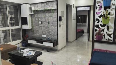 Living Room Image of 650 Sq.ft 1 BHK Apartment / Flat for rent in Lodha Amara, Kolshet Thane for Rs. 33000