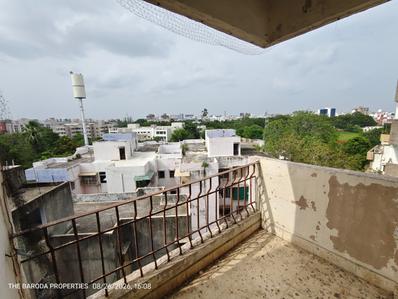 Balcony Image of 500 Sq.ft 1 BHK Apartment / Flat for rent in Diwalipura Vadodara for Rs. 9500
