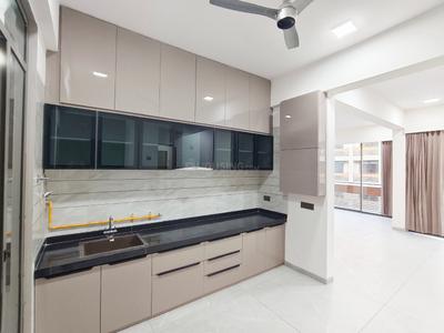 Kitchen Image of 2916 Sq.ft 3 BHK Apartment / Flat for rent in Saamarth H7, PDPU Road Gandhinagar for Rs. 36000