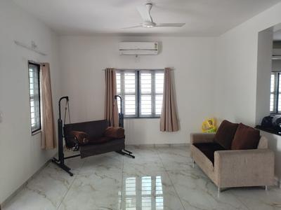 Hall Image of 4167 Sq.ft 4 BHK Villa for sale in Siddhi Aarohi Vihar, South Bopal Ahmedabad for Rs. 60000000
