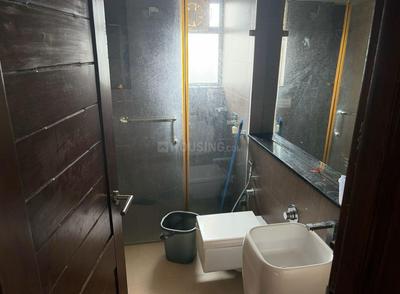 Bathroom Image of 2500 Sq.ft 4 BHK Apartment / Flat for rent in Koottuli Kozhikode for Rs. 90000
