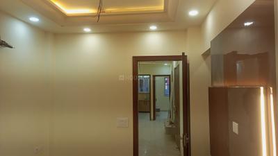 Bedroom Image of 750 Sq.ft 2 BHK Builder Floor for sale in Pitampura New Delhi for Rs. 13500000