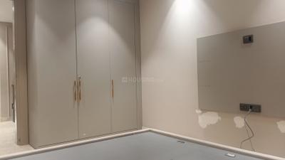 Bedroom Image of 3006 Sq.ft 4 BHK Builder Floor for sale in Anand Vihar New Delhi for Rs. 64000000