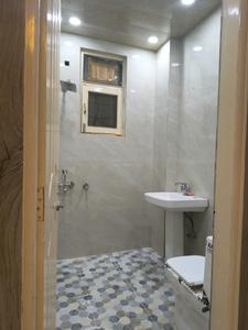 Common Bathroom Image of 1450 Sq.ft 3 BHK Builder Floor for sale in Indirapuram Ghaziabad for Rs. 10300000
