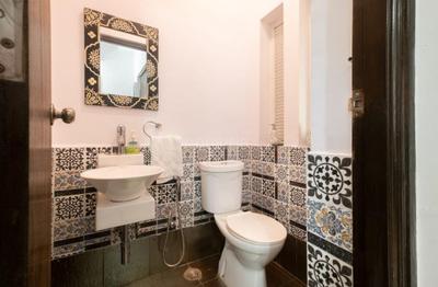 Bathroom Image of 1800 Sq.ft 3 BHK Villa for sale in Candolim Goa for Rs. 40000000