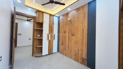Bedroom Image of 550 Sq.ft 2 BHK Builder Floor for sale in Nangli Sakrawati New Delhi for Rs. 3500000
