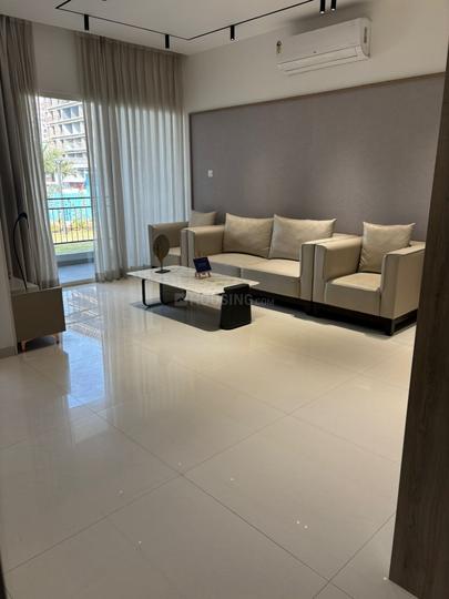 The Rising Main Image 1