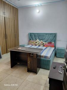 Bedroom Image of 750 Sq.ft 1 BHK Builder Floor for rent in Sector 15 Gurgaon for Rs. 28000