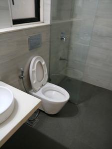 Common Bathroom Image of 1475 Sq.ft 3 BHK Apartment / Flat for sale in Colaba Mumbai for Rs. 100000000