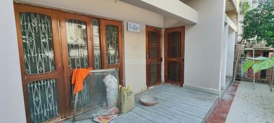 Image of 2000 Sq.ft 2 BHK Builder Floor for rent in Hasanganj, Lucknow for Rs. 21000
