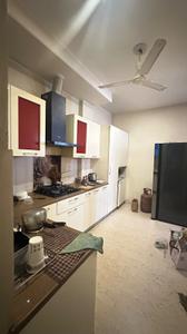 Kitchen Image of 1800 Sq.ft 3 BHK Builder Floor for rent in Big Block South City 2, Sector 49 Gurgaon for Rs. 60000