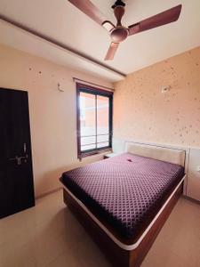 Bedroom Image of 1200 Sq.ft 2 BHK Apartment / Flat for rent in Siddhi Radhe Enclave, Vatva Ahmedabad for Rs. 15000