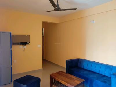 Living Room Image of 800 Sq.ft 3 BHK Apartment / Flat for rent in Pyramid Infinity, Sector 70A Gurgaon for Rs. 38000