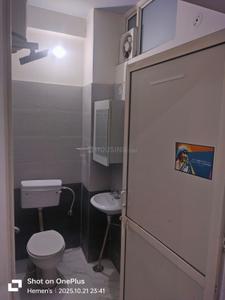 Bathroom Image of 951 Sq.ft 1 RK Apartment / Flat for rent in Mansarovar Jaipur for Rs. 12500