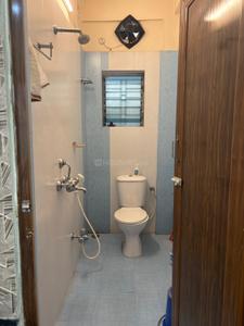 Bathroom Image of 1050 Sq.ft 2 BHK Builder Floor for sale in Prince Anwar Shah Connector Kolkata for Rs. 5000000