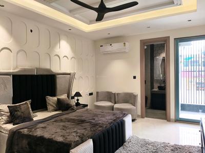 Bedroom Image of 2430 Sq.ft 4 BHK Builder Floor for sale in Mayfield Garden Luxury Floors, Mayfield Garden Gurgaon for Rs. 35000000