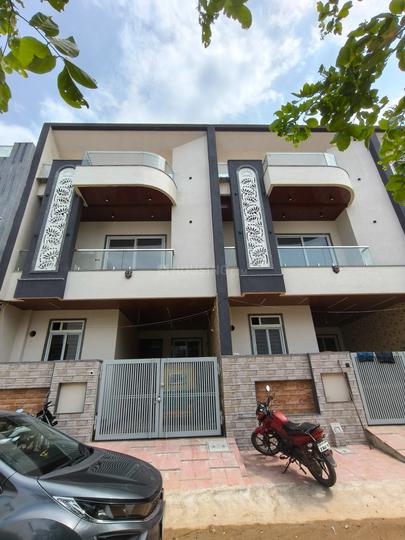 Netik homes Main Image 1