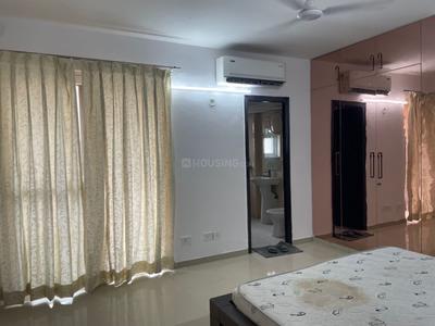 Bedroom Image of 1695 Sq.ft 3.5 BHK Apartment / Flat for sale in Gulshan Ikebana, Sector 143 Noida for Rs. 25000000