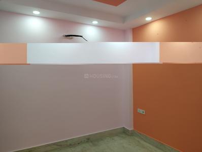 Hall Image of 850 Sq.ft 2 BHK Builder Floor for rent in Preet Vihar New Delhi for Rs. 21000