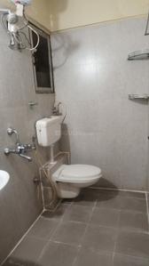 Bathroom Image of 719 Sq.ft 1 BHK Apartment / Flat for rent in Kurla West Mumbai for Rs. 37500