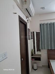 Bedroom Image of 1600 Sq.ft 3 BHK Apartment / Flat for rent in SMR Vinay Iconia, Serilingampally Hyderabad for Rs. 62500