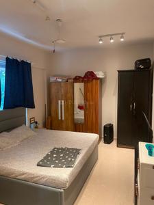 Bedroom Image of 1000 Sq.ft 3 BHK Apartment / Flat for sale in Santacruz West Mumbai for Rs. 59800000