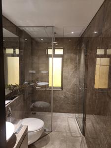 Bathroom Image of 1400 Sq.ft 3 BHK Apartment / Flat for sale in Andheri West Mumbai for Rs. 67500000