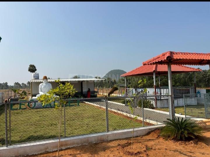 Leo valley Main Image 1