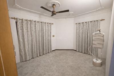 Bedroom Image of 1200 Sq.ft 2 BHK Builder Floor for rent in Hyderpora Srinagar for Rs. 25500