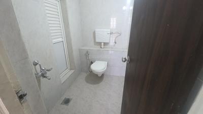 Bathroom Image of 650 Sq.ft 1 BHK Apartment / Flat for rent in Puraniks Aldea Anexo, Baner Pune for Rs. 23999