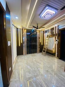 Hall Image of 2350 Sq.ft 3 BHK Apartment / Flat for rent in Uttam Nagar New Delhi for Rs. 21000