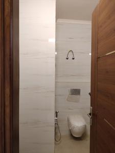 Common Bathroom Image of 1620 Sq.ft 3 BHK Builder Floor for sale in BPTP District 3, Sector 85 Faridabad for Rs. 17500000