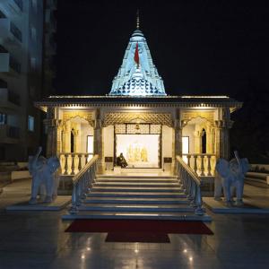 Image of 1700 Sq.ft 3 BHK Apartment / Flat for sale in Emami City, South Dum Dum, Kolkata for Rs. 15800000