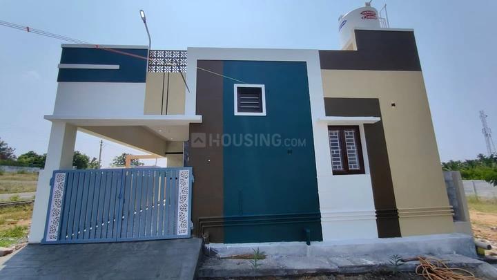 Selvi green square Main Image 1