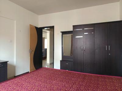 Bedroom Image of 2400 Sq.ft 4.5 BHK Apartment / Flat for sale in Magarpatta Laburnum Park, Magarpatta City Pune for Rs. 42500000