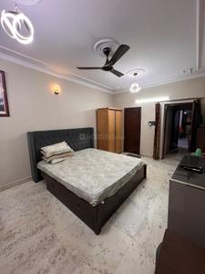 Bedroom Image of 1620 Sq.ft 3 BHK Builder Floor for sale in Rajouri Garden New Delhi for Rs. 20000000