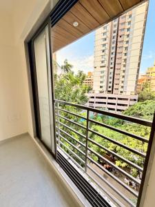Balcony Image of 780 Sq.ft 2.5 BHK Apartment / Flat for rent in Borivali West Mumbai for Rs. 57000