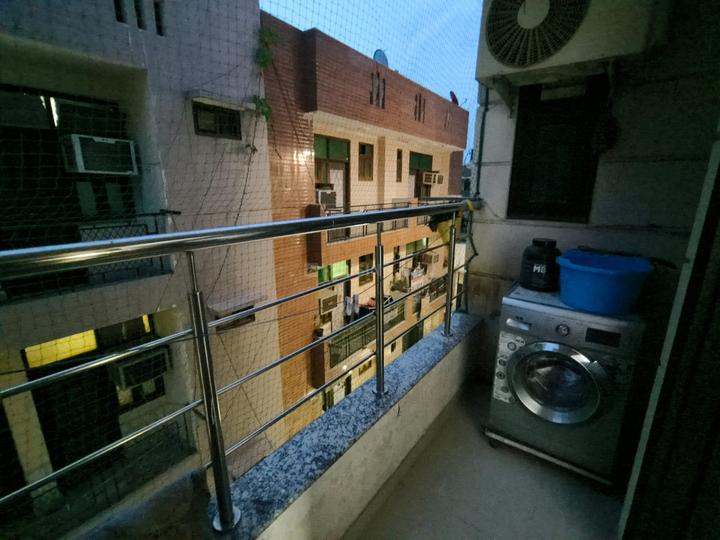 Sheela Nagar Main Image 1