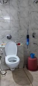 Bathroom Image of 1575 Sq.ft 3 BHK Apartment / Flat for rent in SJR Blue Waters, Parappana Agrahara Bengaluru for Rs. 70000