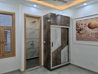 Bedroom Image of 900 Sq.ft 3 BHK Apartment / Flat for sale in Hans Luxury Floor by Hans Builders, Nawada New Delhi for Rs. 5300000