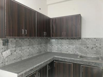 Kitchen Image of 800 Sq.ft 2 BHK Apartment / Flat for sale in CI Golf City, Kambakshpur Noida for Rs. 3087000