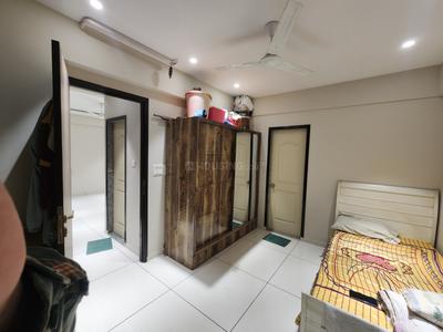 Bedroom Image of 1296 Sq.ft 2 BHK Apartment / Flat for rent in Potia Apartment, Madanpura Mumbai for Rs. 95000