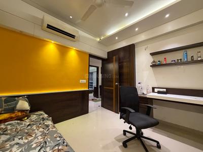 Bedroom Image of 1800 Sq.ft 3 BHK Apartment / Flat for rent in Gala Haven, Vaishno Devi Circle Ahmedabad for Rs. 45000